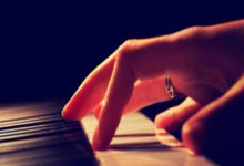 波杰也来了！波杰一分钟连拿5分自己都笑了 勇士再次反超鹈鹕.